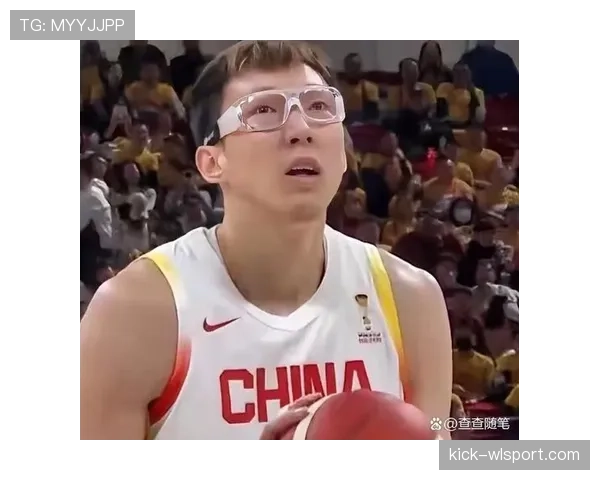 周琦一练起球，隔壁邻居都得改叫“篮球场”了吧？