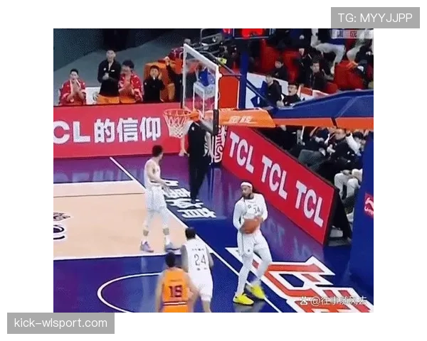 正式篮球比赛中底线规则的具体界定与违例判罚标准解析